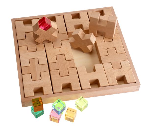 Holzbaukasten H und + Blöcke, 21-tlg.